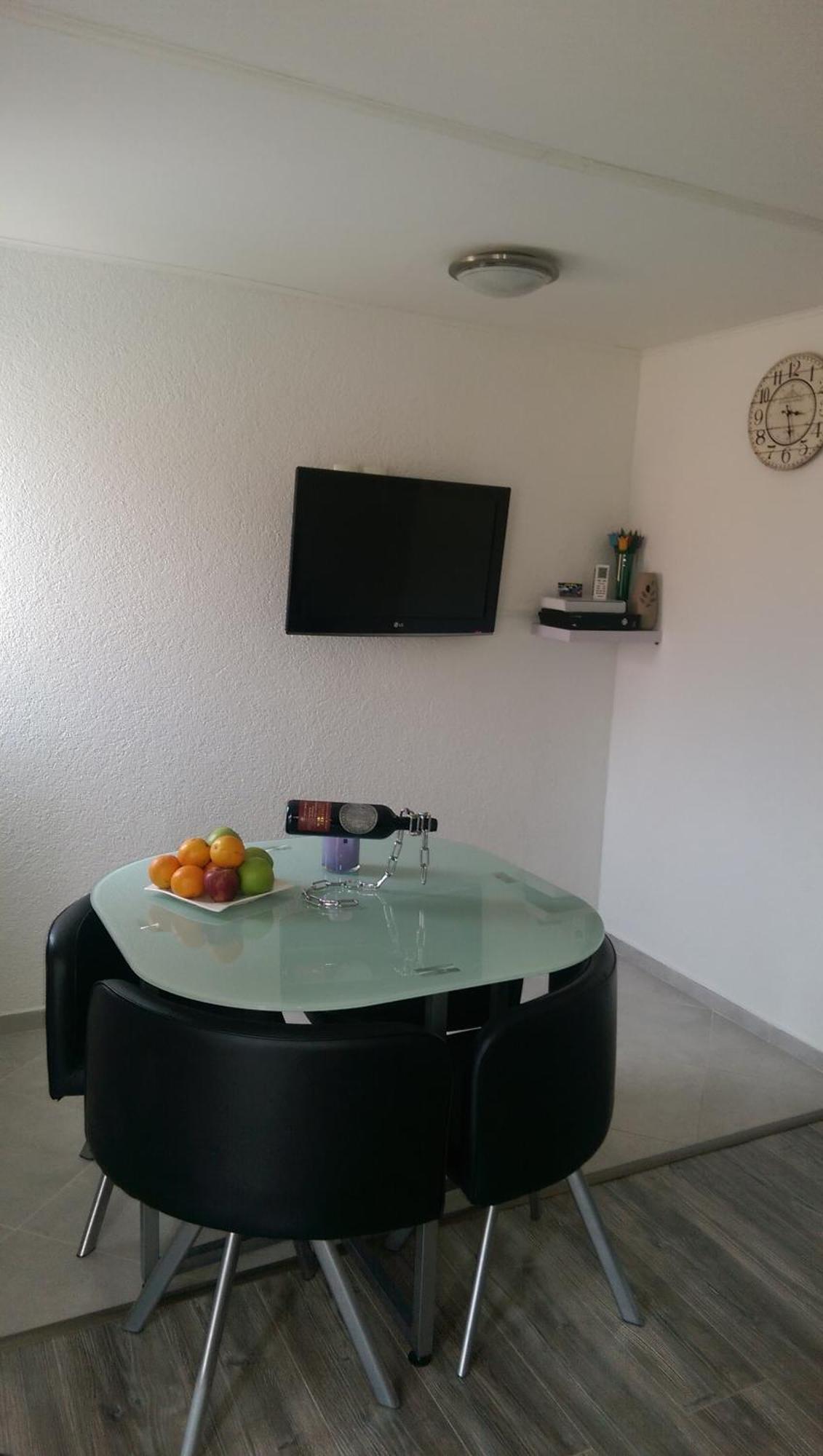 Apartments Paola Трогир Стая снимка